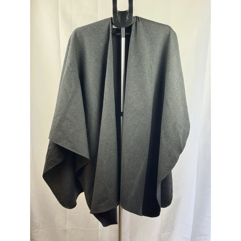 Nally & Millie Gray Wool Blend Poncho Cape Womens One Size‎ Open Front Wrap